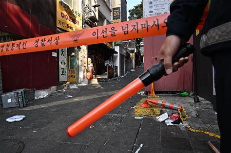 Séoul la bousculade mortelle d Halloween due à de la négligence selon