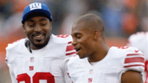 Victor Cruz Presses Hakeem Nicks To Return To Giants