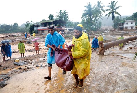 123 Killed Hundreds Trapped Under Debris In Kerala Landslides Rediff