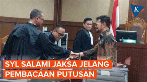 Momen Syl Salami Pendukung Dan Jaksa Kpk Jelang Sidang Putusan Kasus