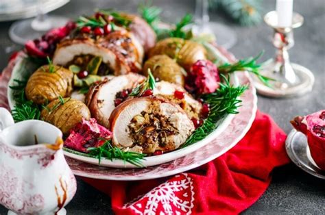 25 Best Christmas Turkey Recipes To Serve For Dinner Insanely Good