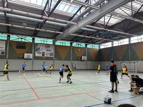 Dramatische Szenen Im Handball Jugend Trainiert F R Olympia