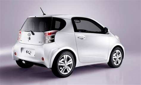 Toyota iQ - Car Body Design