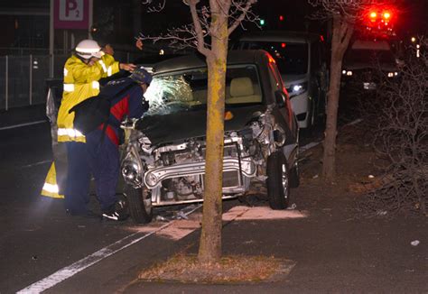 97歳運転の車にはねられ40代女性が死亡 福島、ほか4人軽傷：朝日新聞デジタル