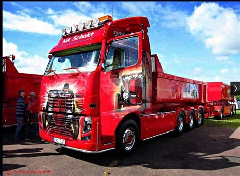 Pin By Ramon Schuurman On Vrachtwagens Trucks Semi Trucks Volvo