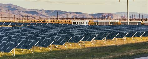 América Latina comprometida con las energías renovables MACROFINANZAS