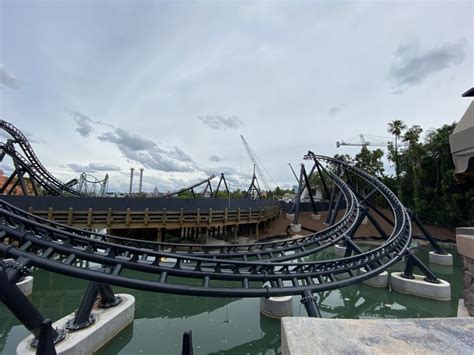 Photos More Roller Coaster Track Installed For Jurassic Park Velocicoaster At Universals