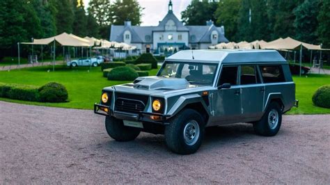 RARÍSSIMO LAMBORGHINI LM002 À VENDA Autoentusiastas