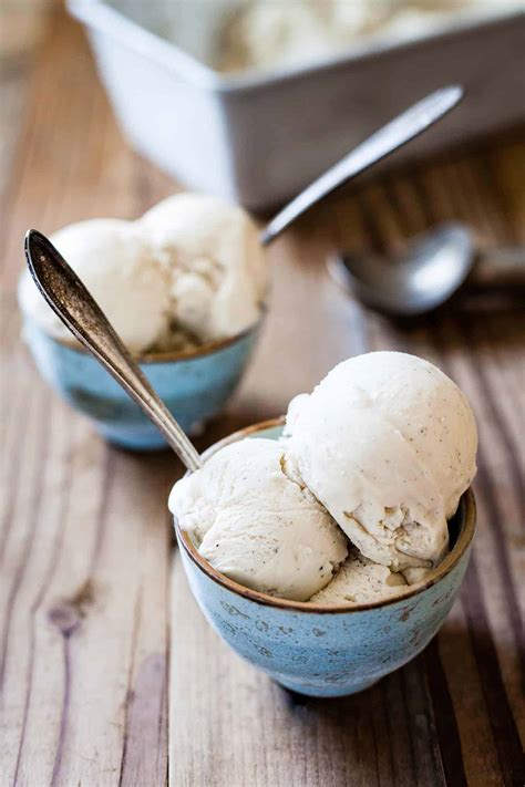 Vegan Vanilla Ice Cream