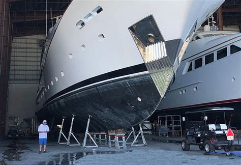 Naval Tecno Sud Boat Stand Alla Fiera Nautica Di Sardegna Dal