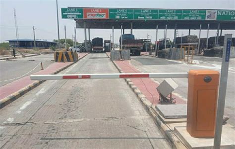 Iron Automatic Toll Plaza Boom Barrier At Rs 65000 In Chandigarh ID