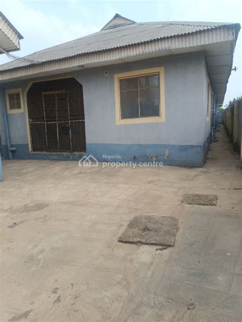 For Sale 4 Unit Of Room And Parlour Self Contain Shelewu Oreyo Axis