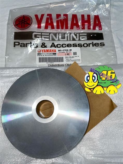 YAMAHA PULLEY PRIMARY SLIDING SHEAVE COMP AEROX NVX NMAX