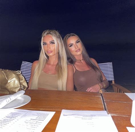 Gorgeous Girls Bff Goals Best Friend Goals Blonde Hair Inspiration Makeup Inspiration Lil