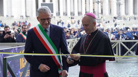 Giubileo Aperta Fino Al Gennaio La Mostra Presepi In Vaticano