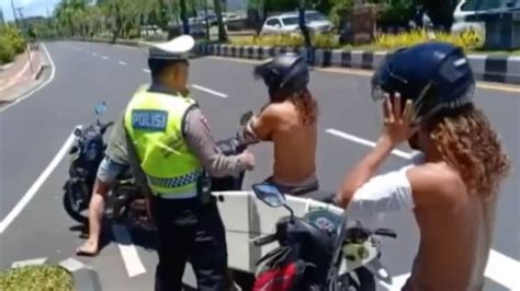 Viral Bule Rese Bawa Motor Di Bali Tak Pakai Helm Hingga Masuk Got