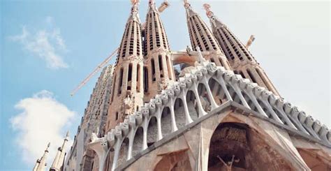 Barcelona Visita Guiada Por La Sagrada Familia Y Las Torres Por La V A