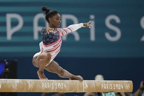 Simone Biles Impulsa Al Equipo De Estados Unidos A Ganar El Oro En Los