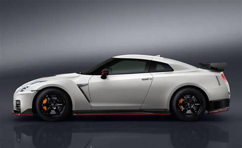 2017 Nissan Gt R Nismo Unveiled Performancedrive