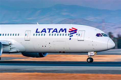 Latam lança primeira Mega Promo de 2024 passagens a partir de R 99