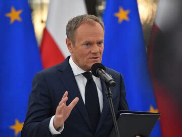 Data zaprzysiężenia rządu budzi kontrowersje Tusk wbił szpilę