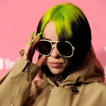 Video Billie Eilish mostró la impresionante araña que tiene como mascota