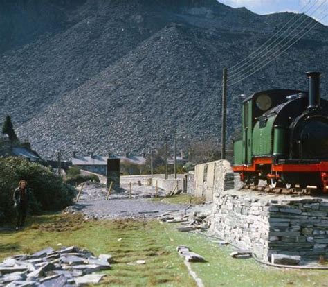 ffestiniog railway historic railway  snowdonia