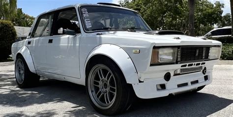 ВАЗ-2105 із двигуном Toyota створили у США