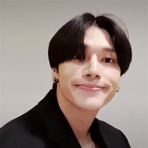 Pin By Omnia Emad On Ateez Kpop Cute Idol