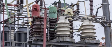 Transformador Da Corrente Elétrica Na Subestação De Alta Tensão Foto de