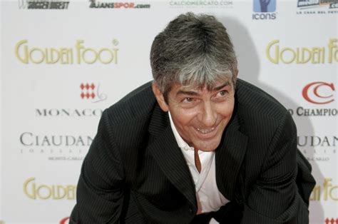 Addio A Paolo Rossi Oggi La Camera Ardente Allo Stadio Menti Di Vicenza