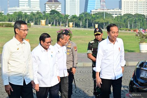 Presiden Jokowi Berkenjung Ke Cilegon Tinjau Pembangunan Industri