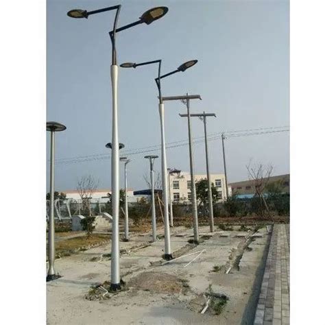 Cool White Aluminum Dual Arm Street Light Pole At Rs Piece In