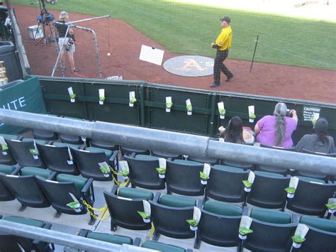 Oakland Athletics Club Seating At Oakland Coliseum