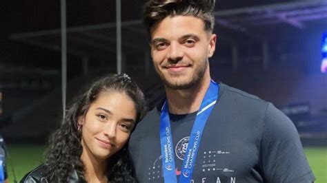 Romain Ntamack En Couple Qui Est Lisa Lopez La Compagne Du Joueur De