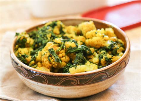 Palak Gobi Sabzi Recipe Indian Style Cauliflower With Spinach By