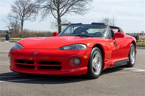 Original Dodge Viper Timeless Thrills At An Affordable Price Dax Street