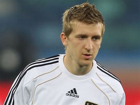 Classify German footballer of Serb Descent, Marko Marin