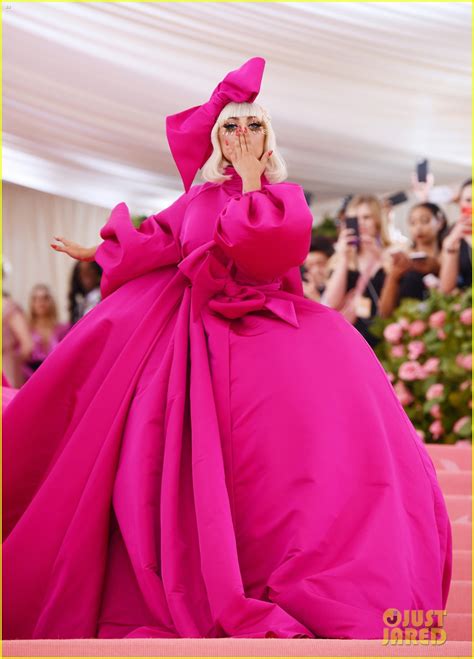 Photo: lady gaga met gala 2019 red carpet 26 | Photo 4284779 | Just Jared