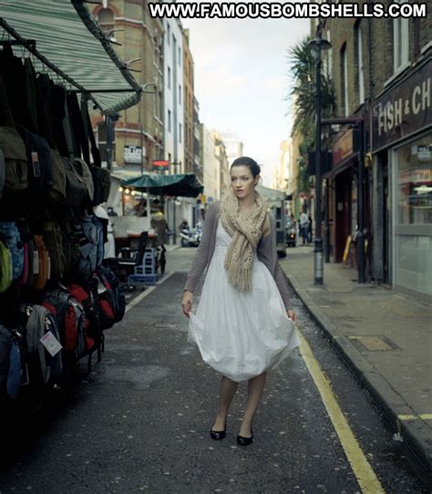 Talulah Riley No Source Celebrity Beautiful Babe Posing Hot