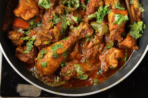 Frango na panela de pressão rápido e prático Casa e Culinaria