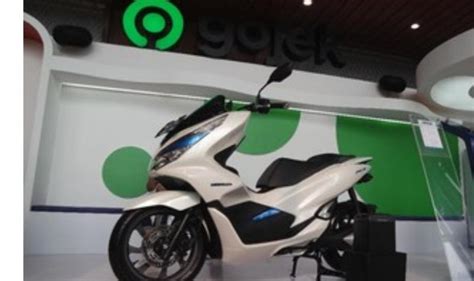 Ojol Gojek Tambah Uji Coba Motor Listrik Jadi Unit Di Jakarta