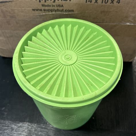 Vintage Tupperware Lime Green Canister With Starburst Lid Read