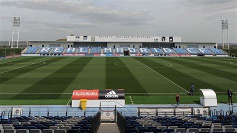 Investigados Cuatro Futbolistas De La Cantera Del Real Madrid Por La