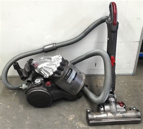 Dyson Dc23 Vacuum Cleaner Lot 955486 Allbids