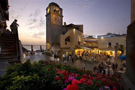 walking excursion of the island of Capri | Hotel del Corso Sorrento