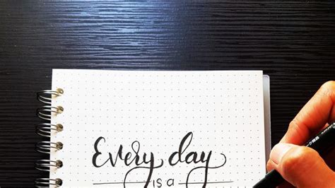 trac-nghiem-chu-viet-tay | ELLE