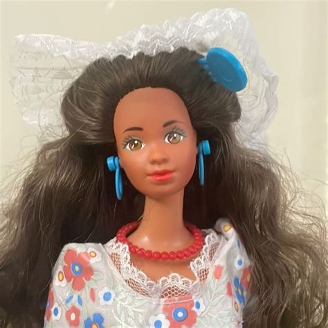 Dolls of the World Collection-Barbie/Mexico (1988) | Mexican doll, Barbie, Dolls