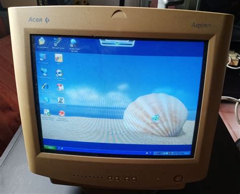 Vintage 14 Inch Crt Monitor Computers And Tech Parts And Accessories