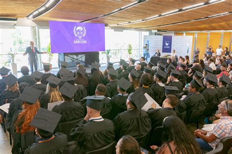 ANSL Egresados de la Universidad de La Punta celebraron sus títulos